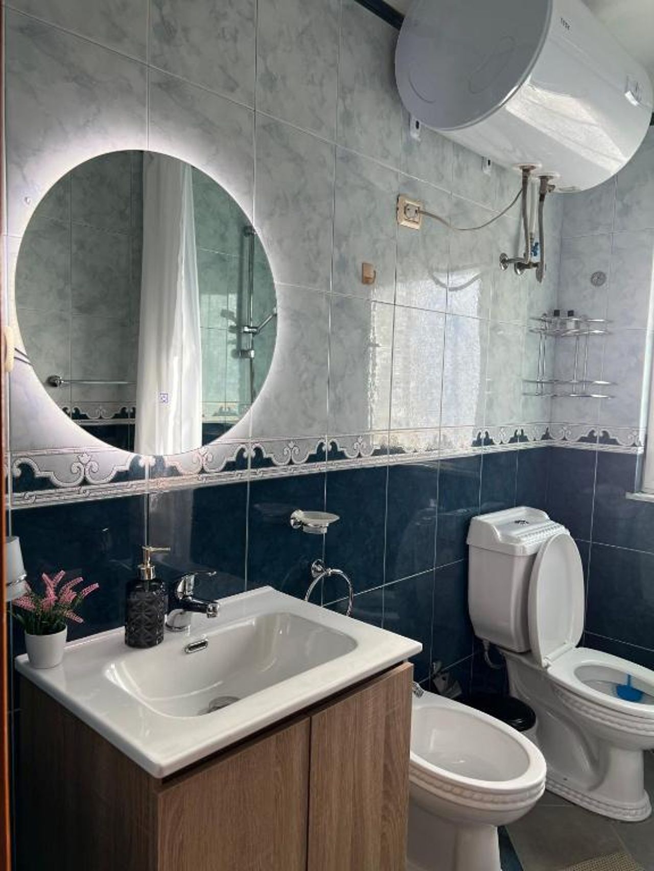 Stay in Tirana Sunny Apartment Located in Center 02