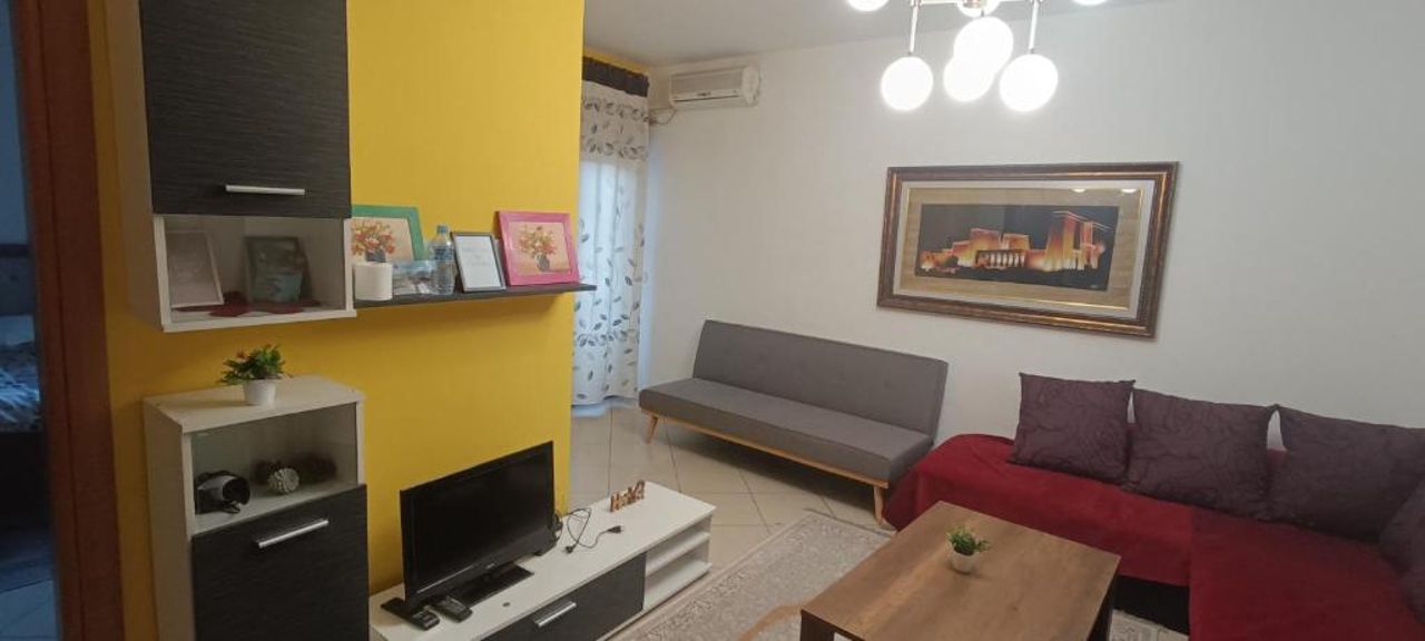 Central 1+1 Ap with balcony