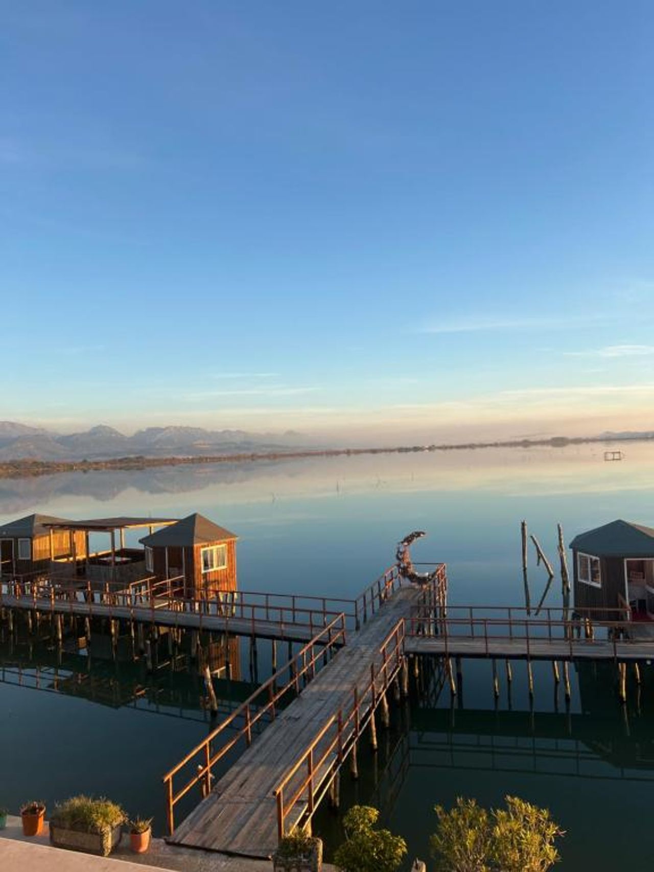 Laguna e re