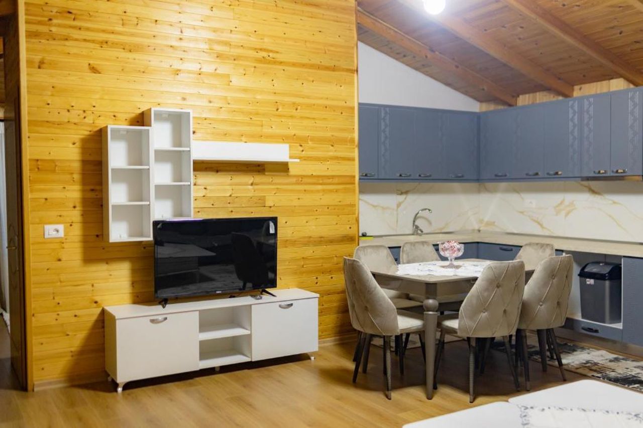 House La Frateli
