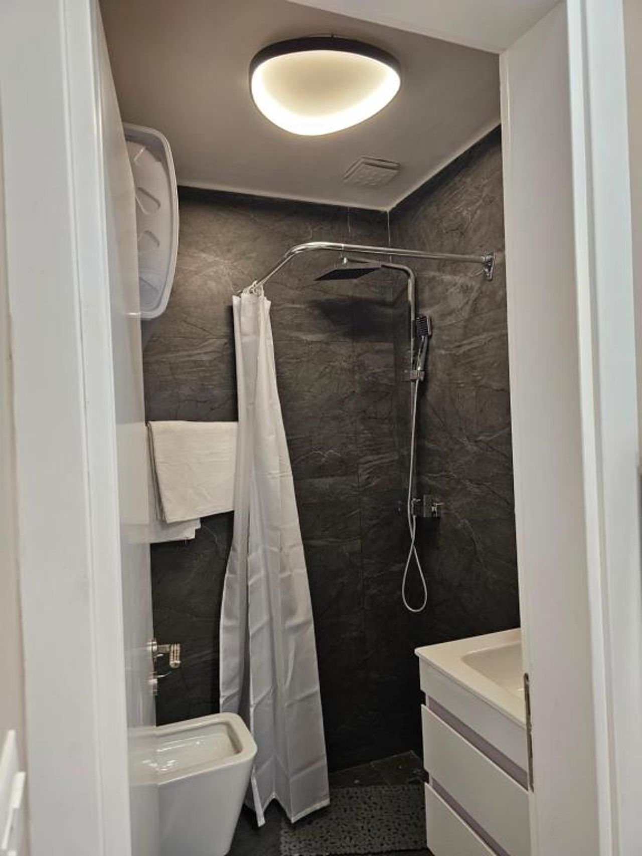 Skerdi Room