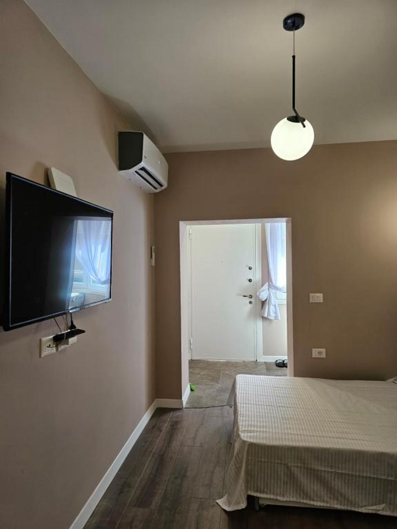 Skerdi Room