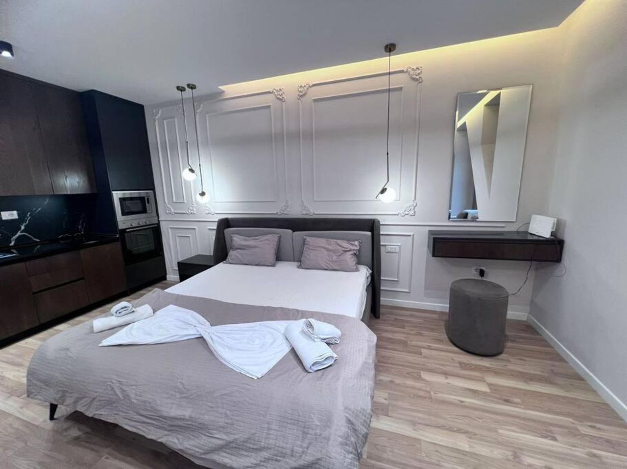 Square 21 Apartment 1