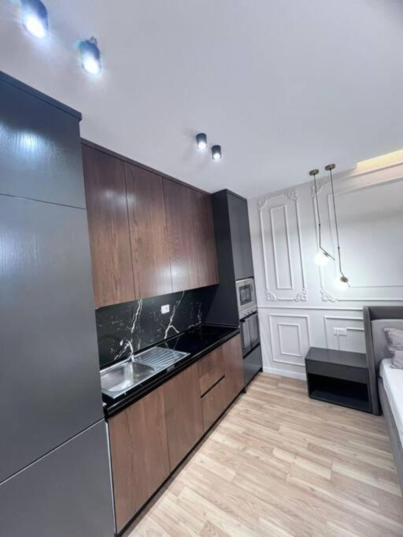 Square 21 Apartment 1