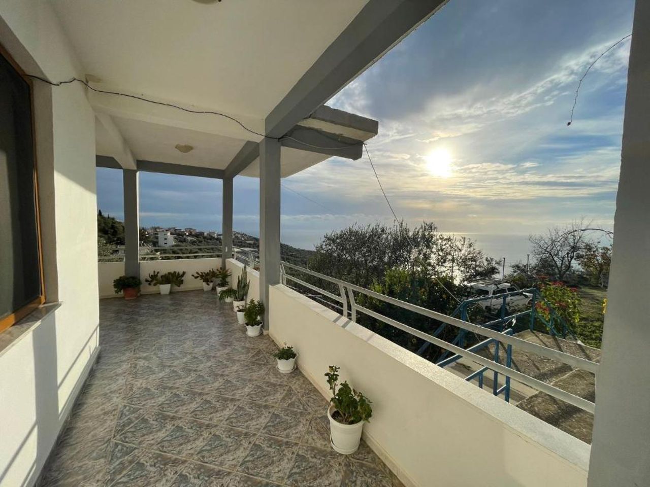 Piqeras Relax Guest House