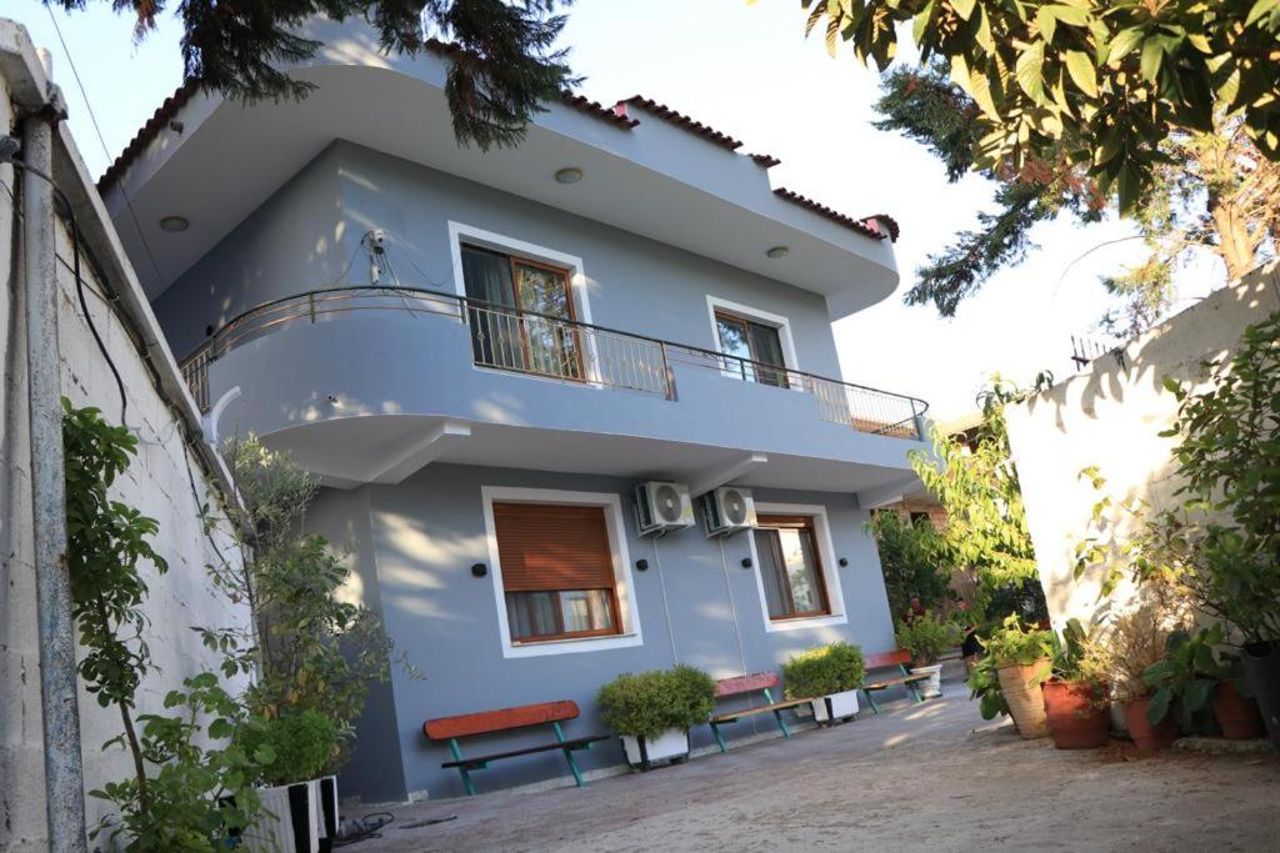 Albora Guest House