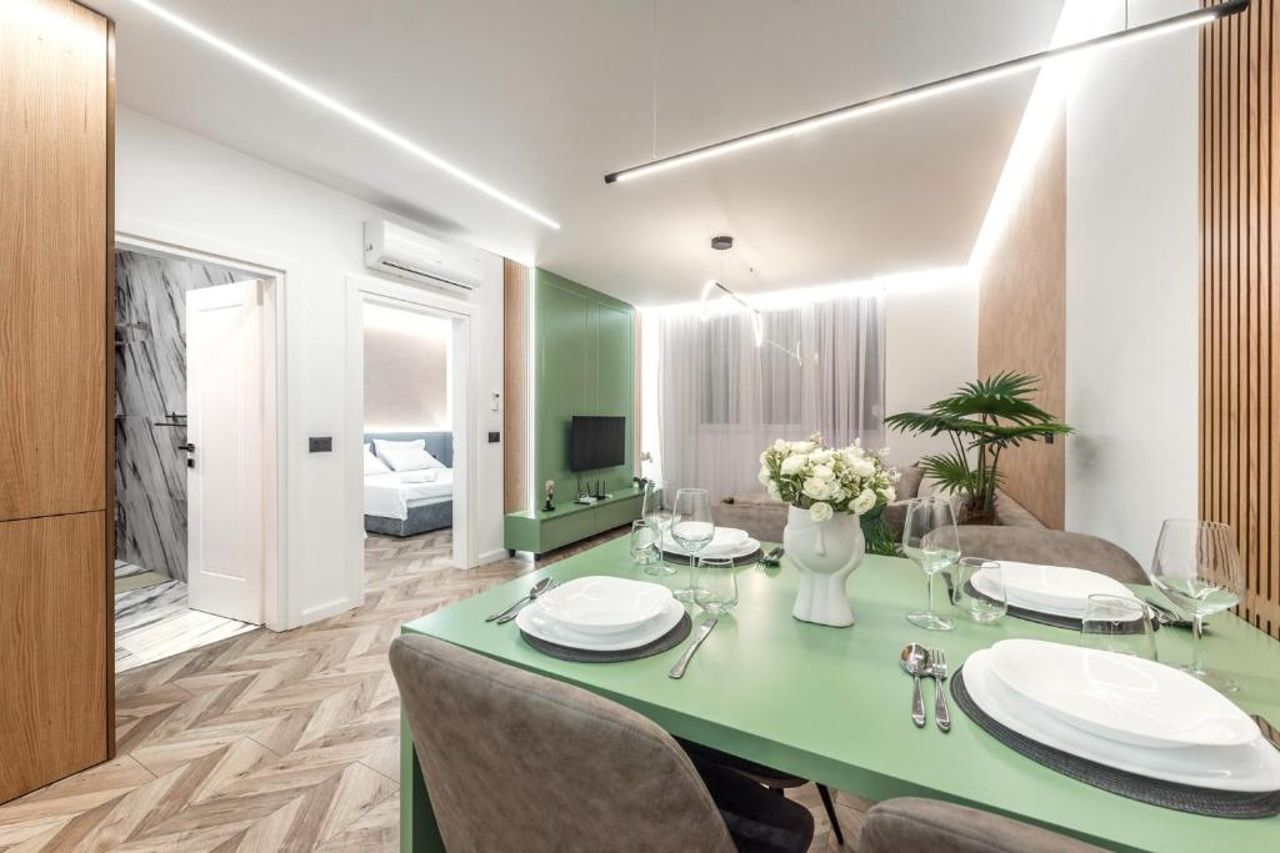 Modern Beachside Apartment 100Mbs