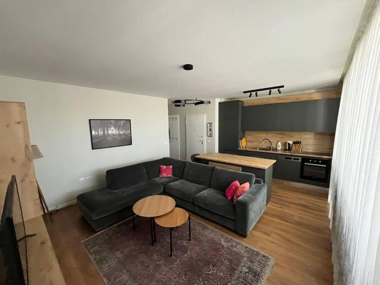 Apartment in Gjiri Lalezit, San Pietro