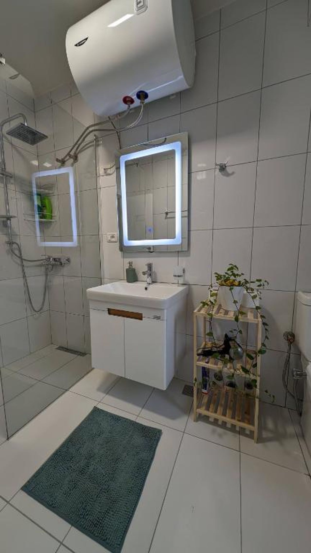 Modern Cozy Apartment 10 Min Walk to Skanderbeg Square