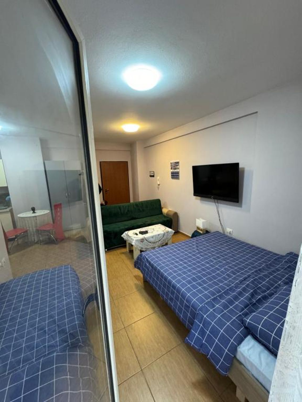 Perfect city center location near to the sea