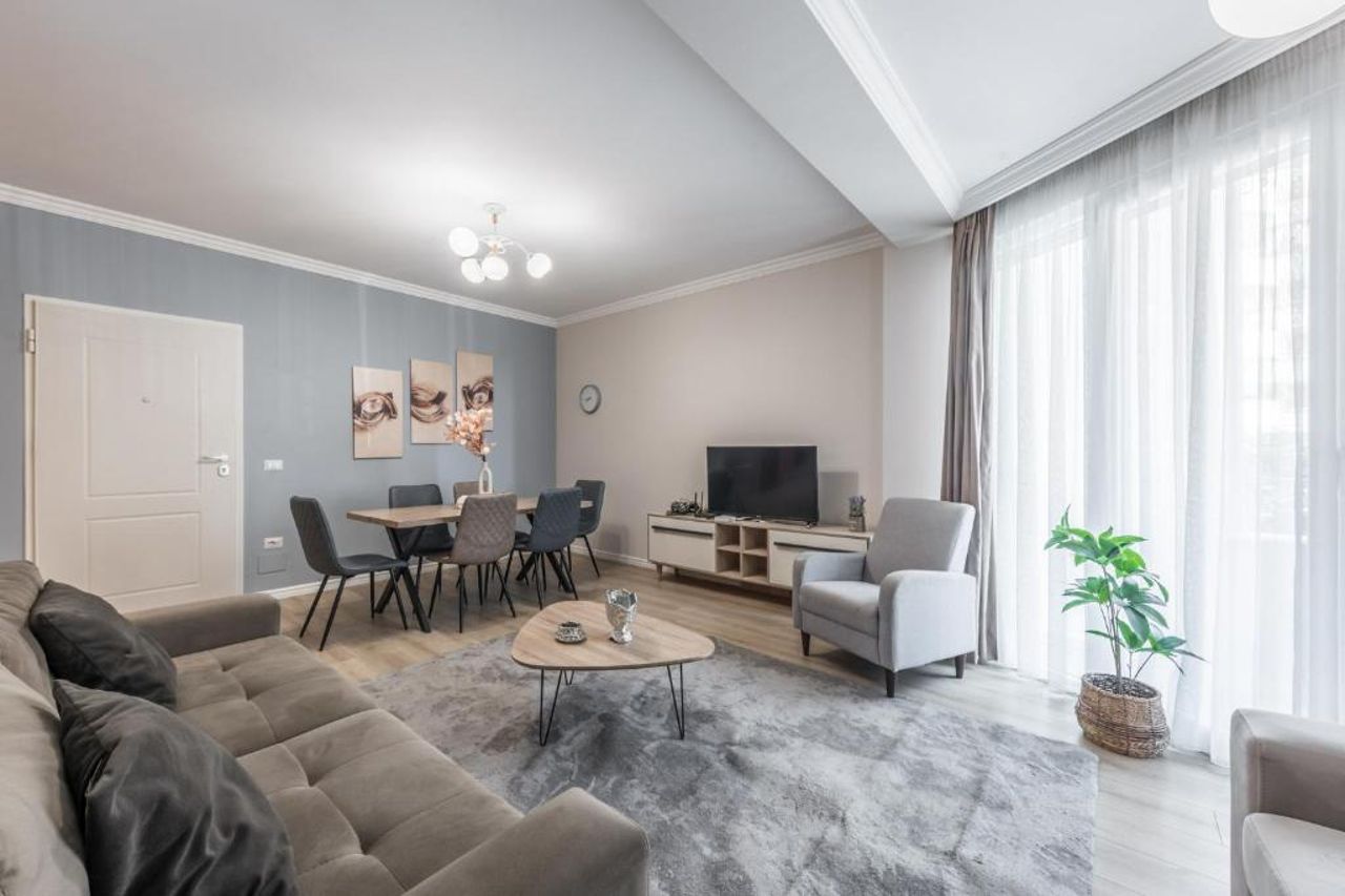 Fully Equipped beachfront Apartment