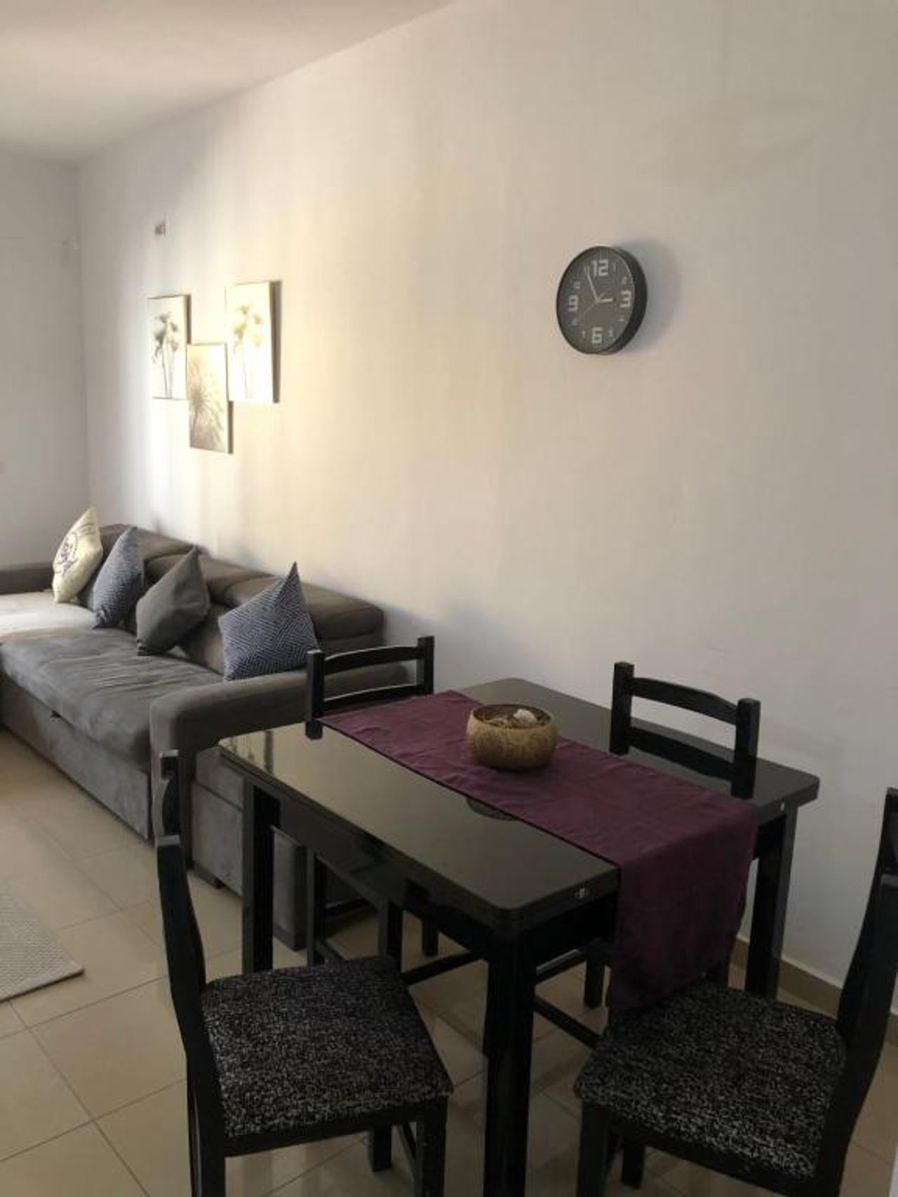 Amar’s apartment
