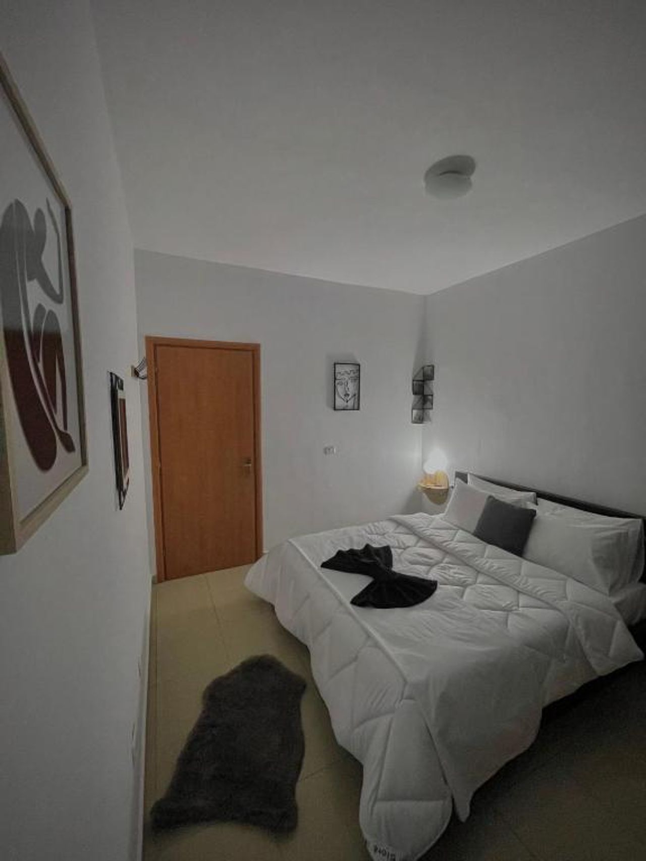 Amar’s apartment