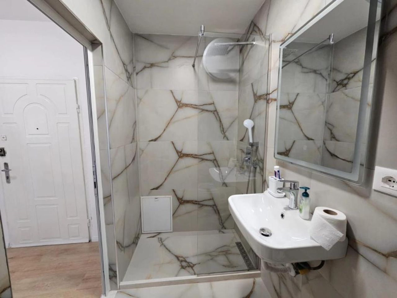 Alan Apartments Myslym Shyri Tirana