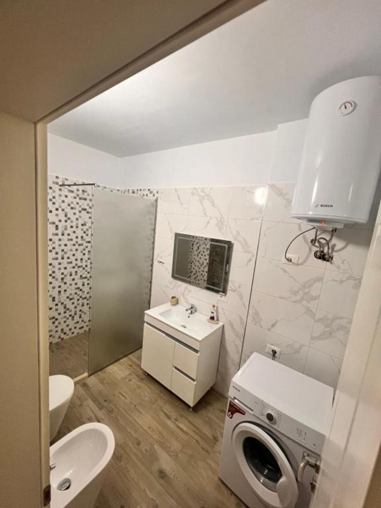 Lungo Mare the city center apartment in Vlore 38