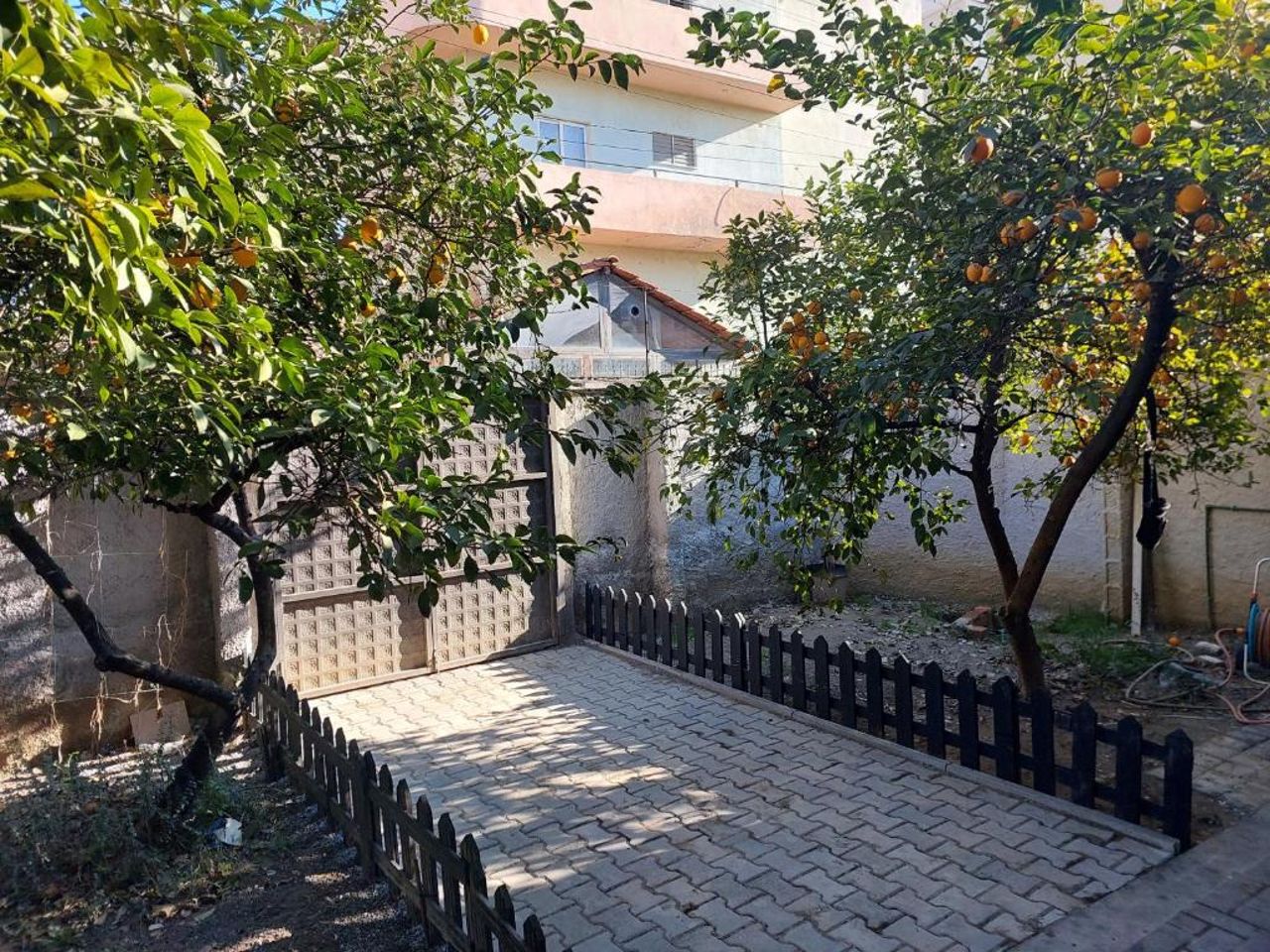 ViLa Bakri