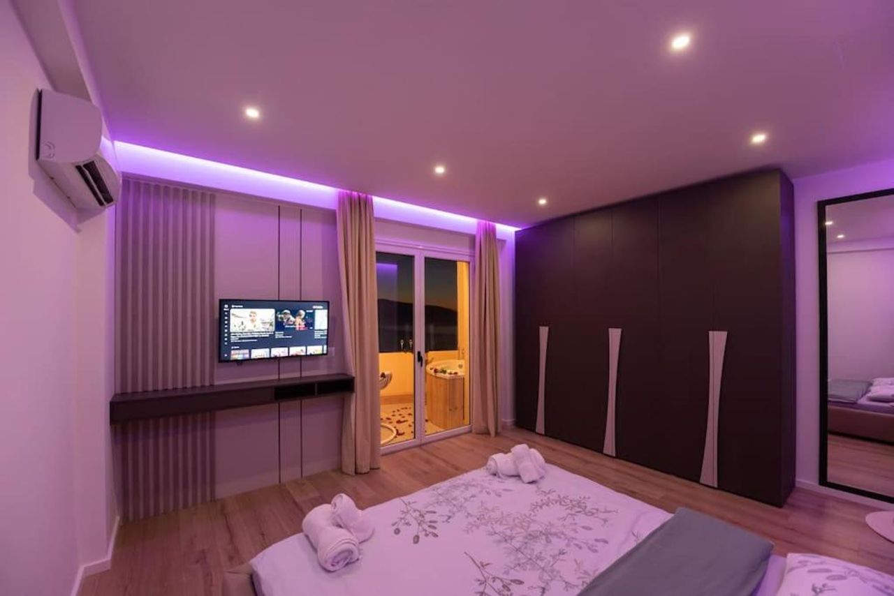 The Palms Apartment