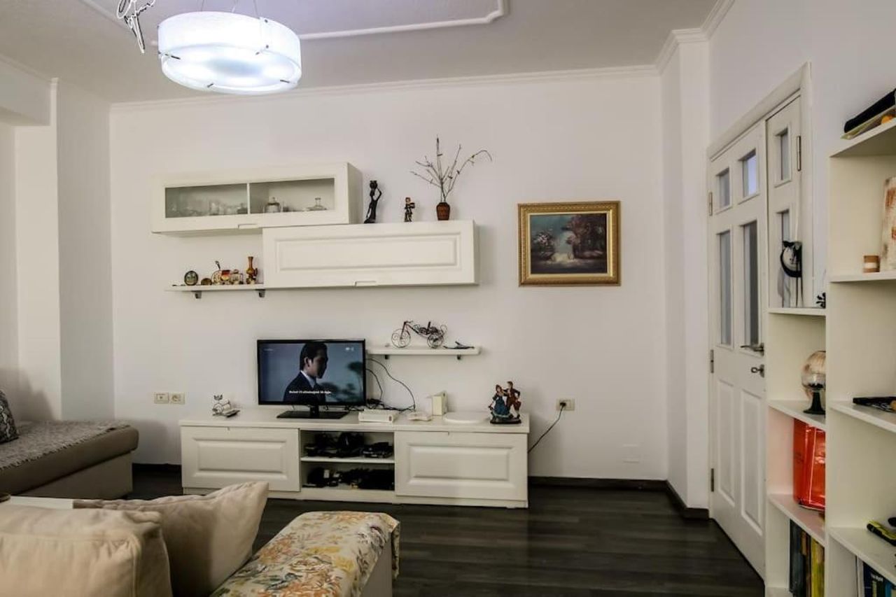 Marxhen in Tirana Center