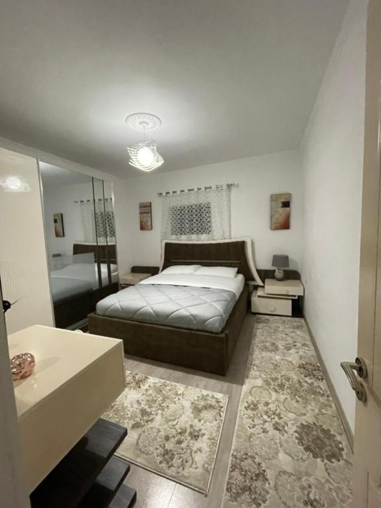 Shaholli Apartment