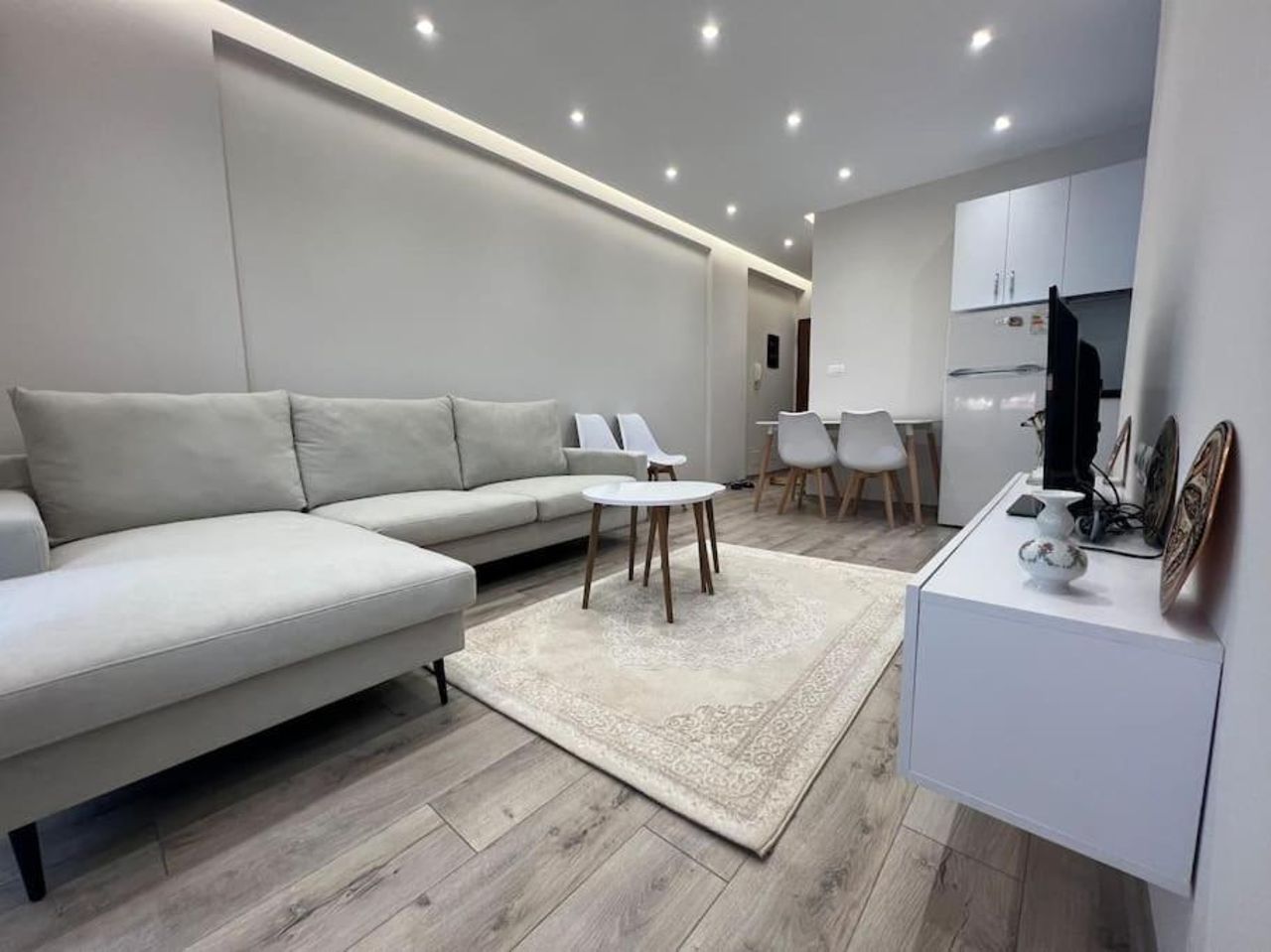 White Melody Apartment