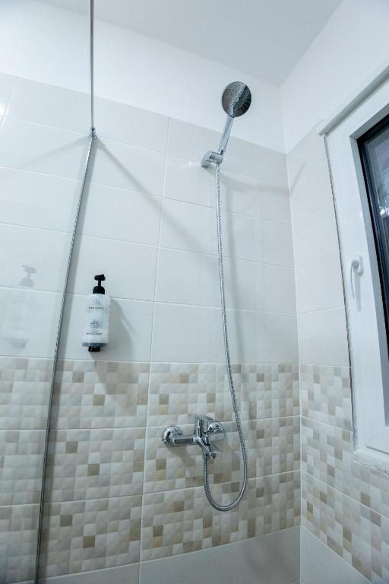 Blin Apartments