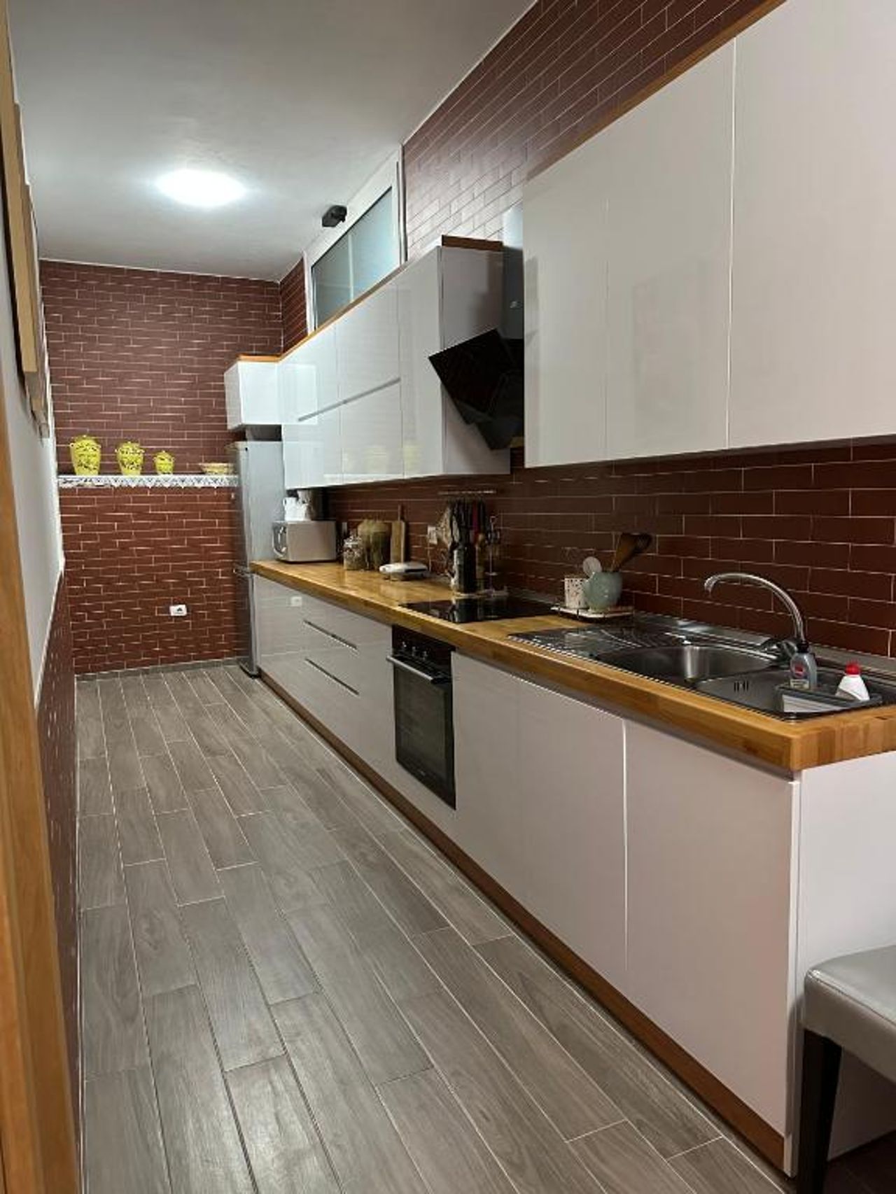 Dry Lake Apartment
