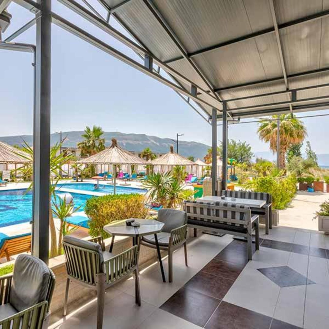 Kraal Apart attached to KraalHotel