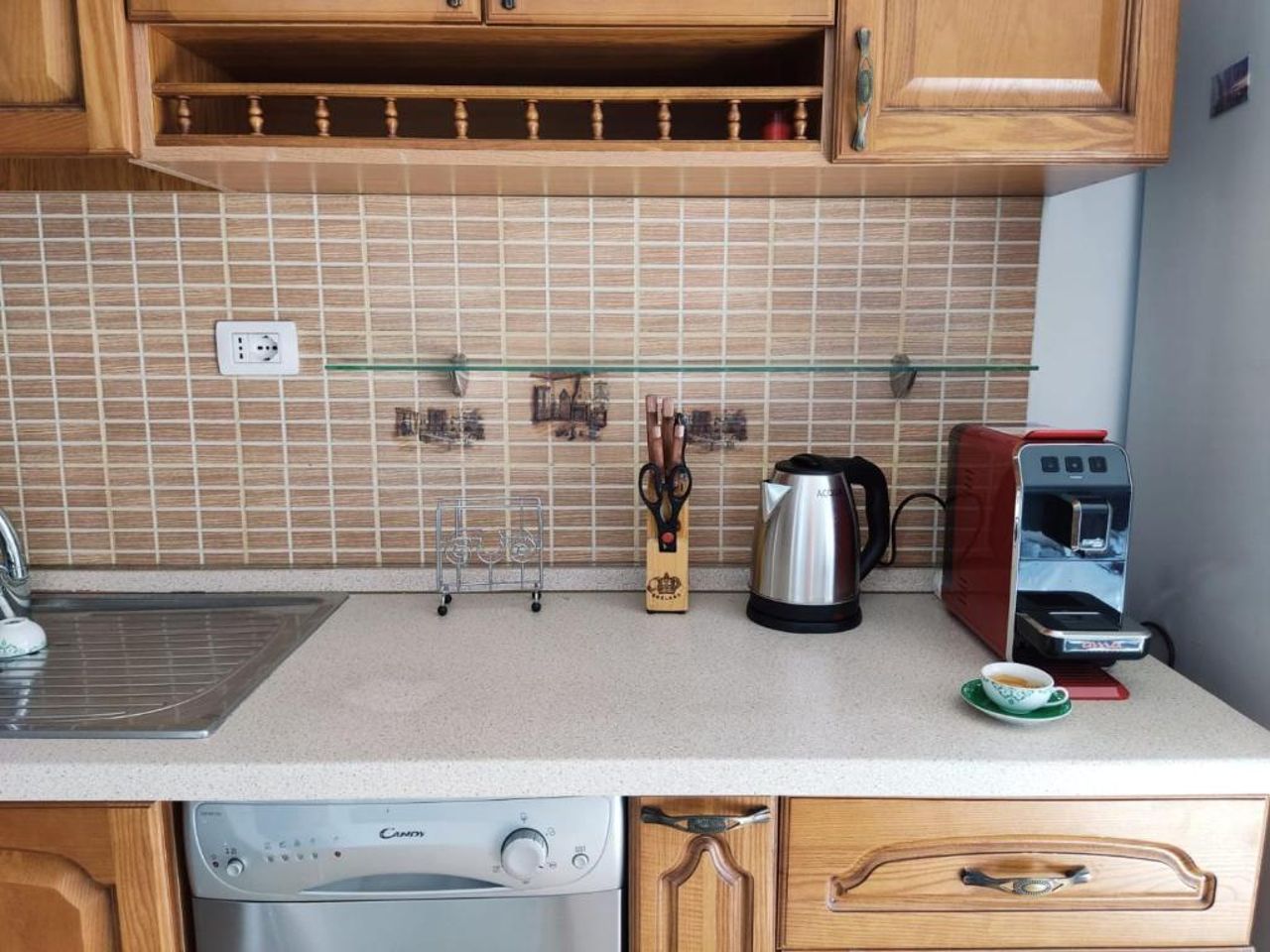 Lovely, Modern One Bedroom Apartment Near Center and New Bazaar