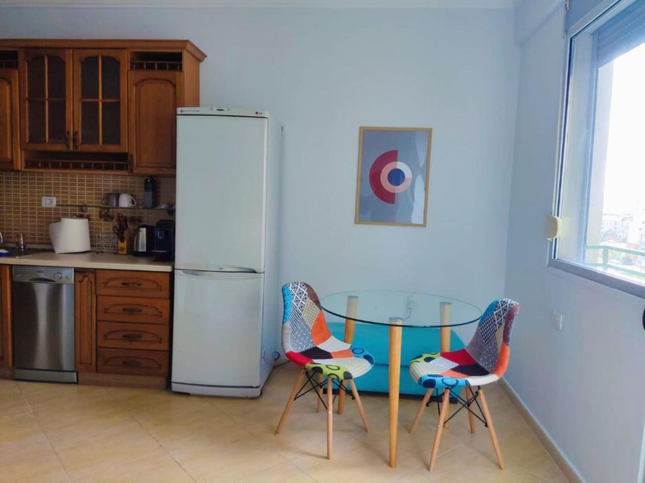 Lovely, Modern One Bedroom Apartment Near Center and New Bazaar