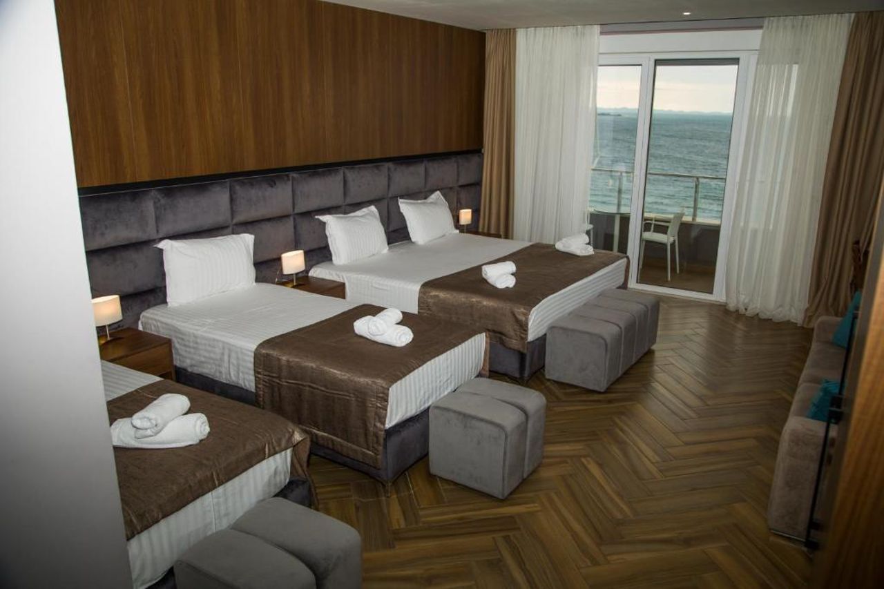 Twin Towers Hotel City & Beach Resort