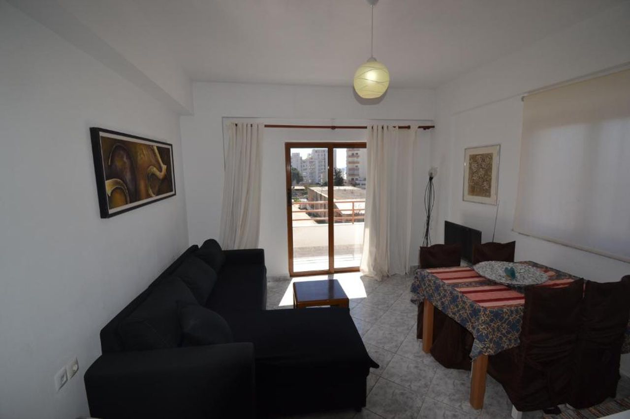 Antonia Holiday Rooms