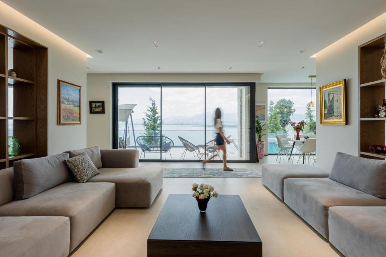The Luxury Villa
