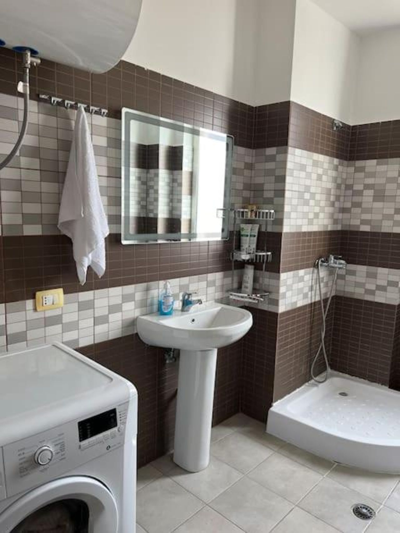 Guest House Shehu