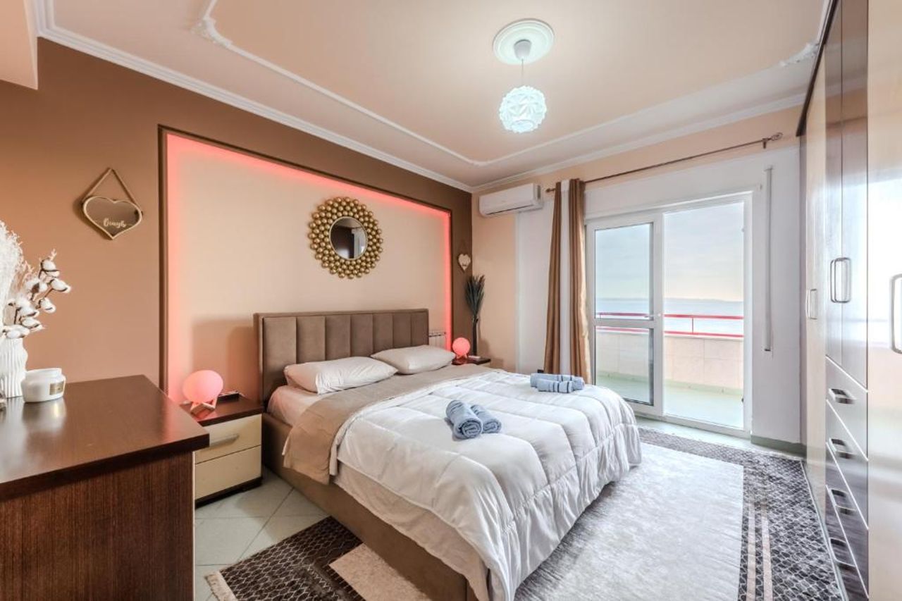 Full Sea View Center 2 Bedroom