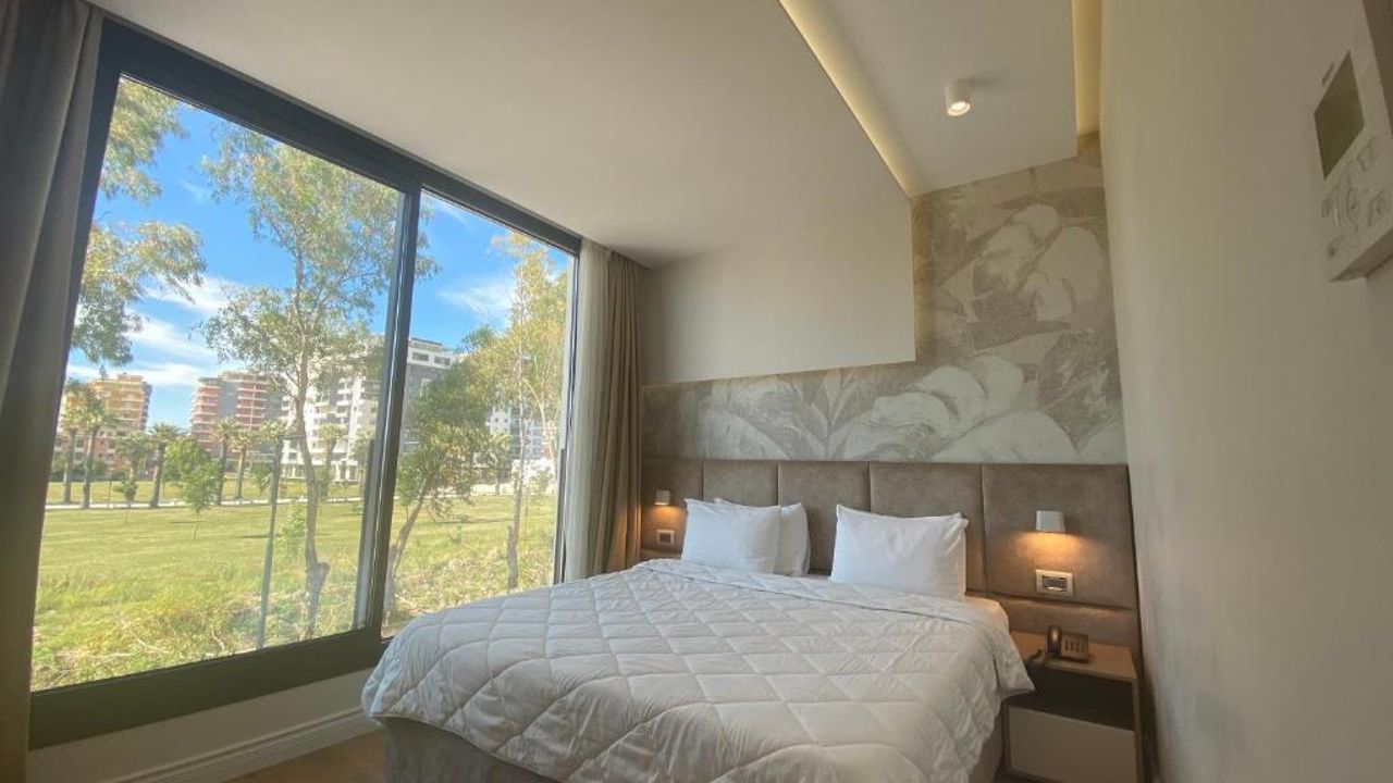 Marina Premium Hotel- Residences