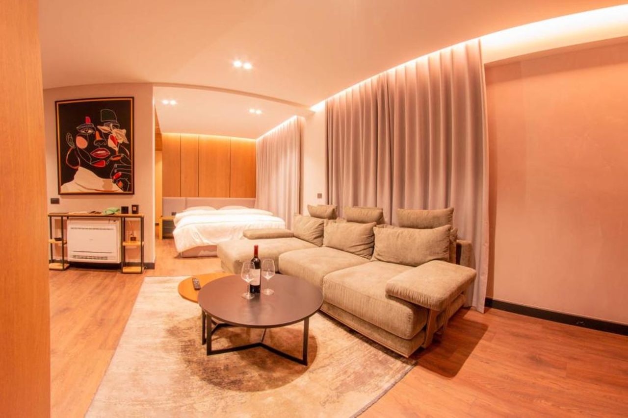 Ezekiel Luxury Suite