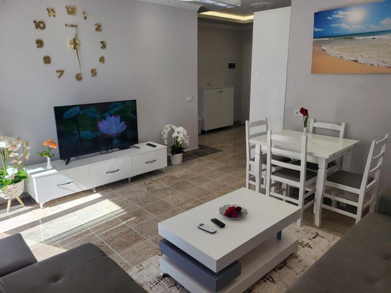 Apartments Fishta Q5/25
