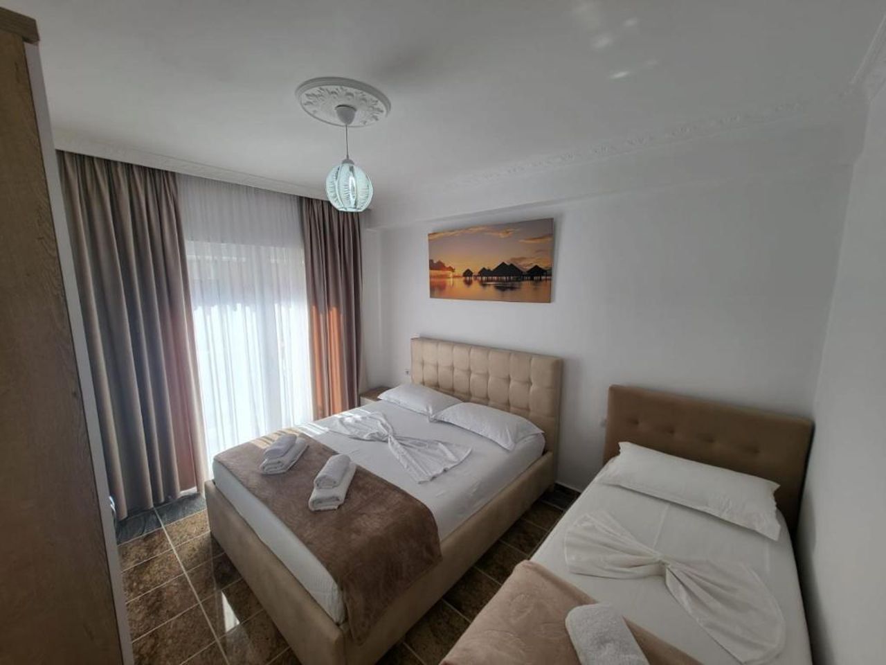 Apartments Fishta Q5/25