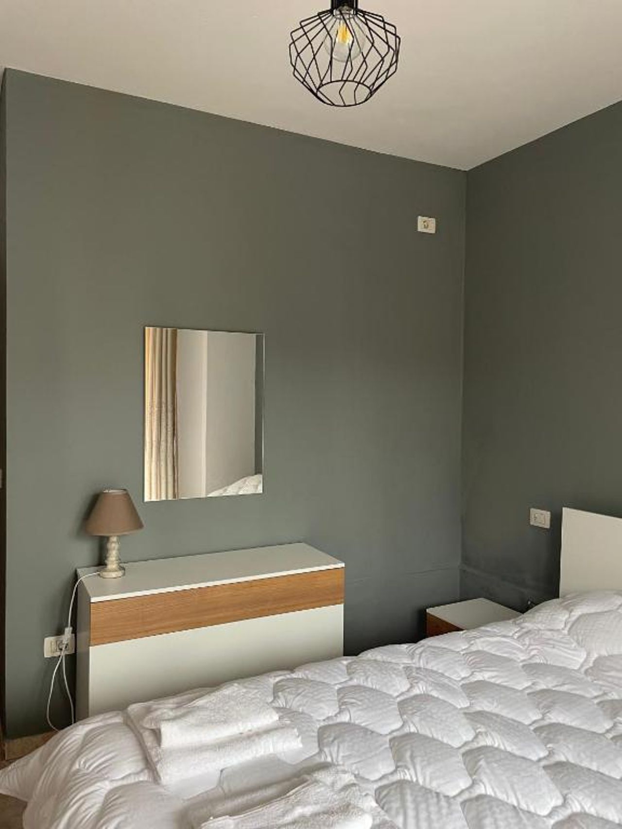 Plis Apartment Myslym Shyri