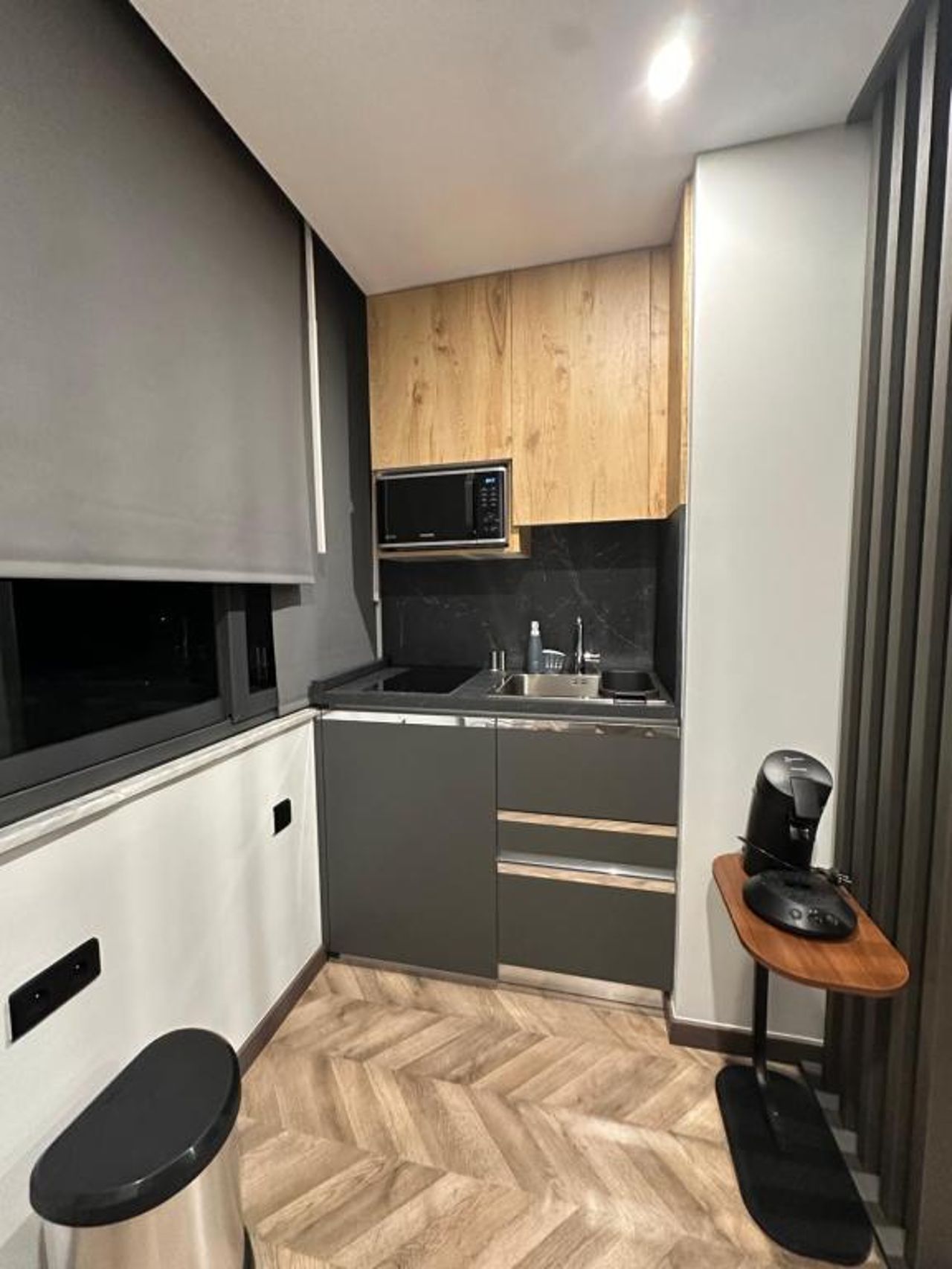 Room Studio