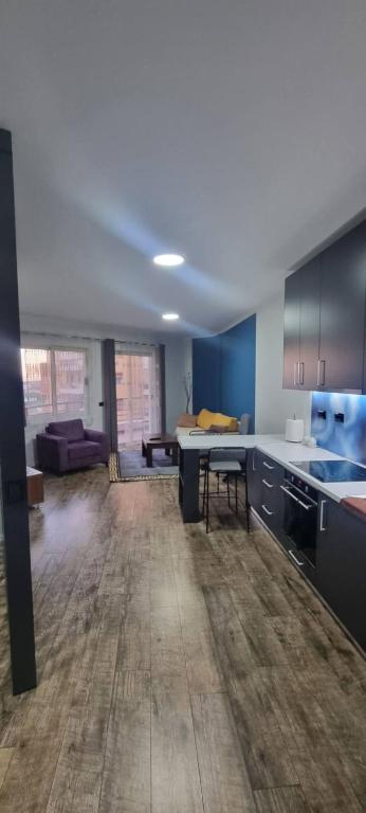 Lovely spacious 1-Bedroom Apartment