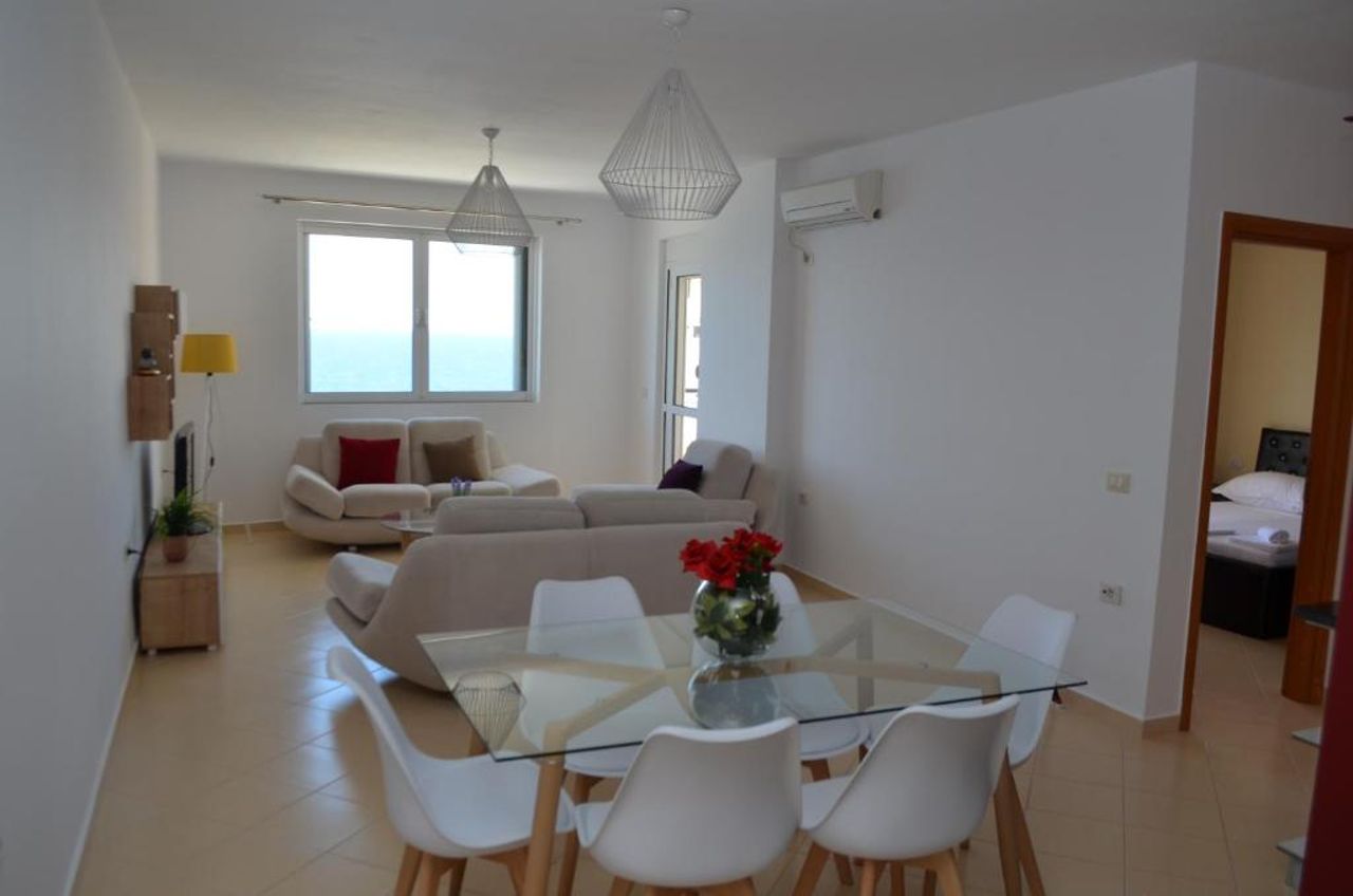 Tomas Apartment