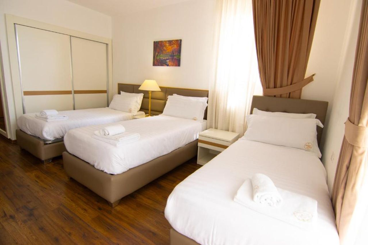 Chateau Linza Resort