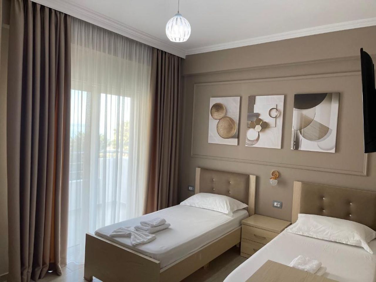 Durmishi Rooms & Apartments & Beach