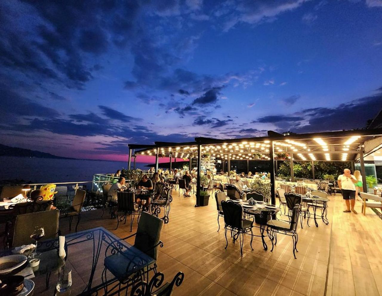 Hotel Apollon Sarande