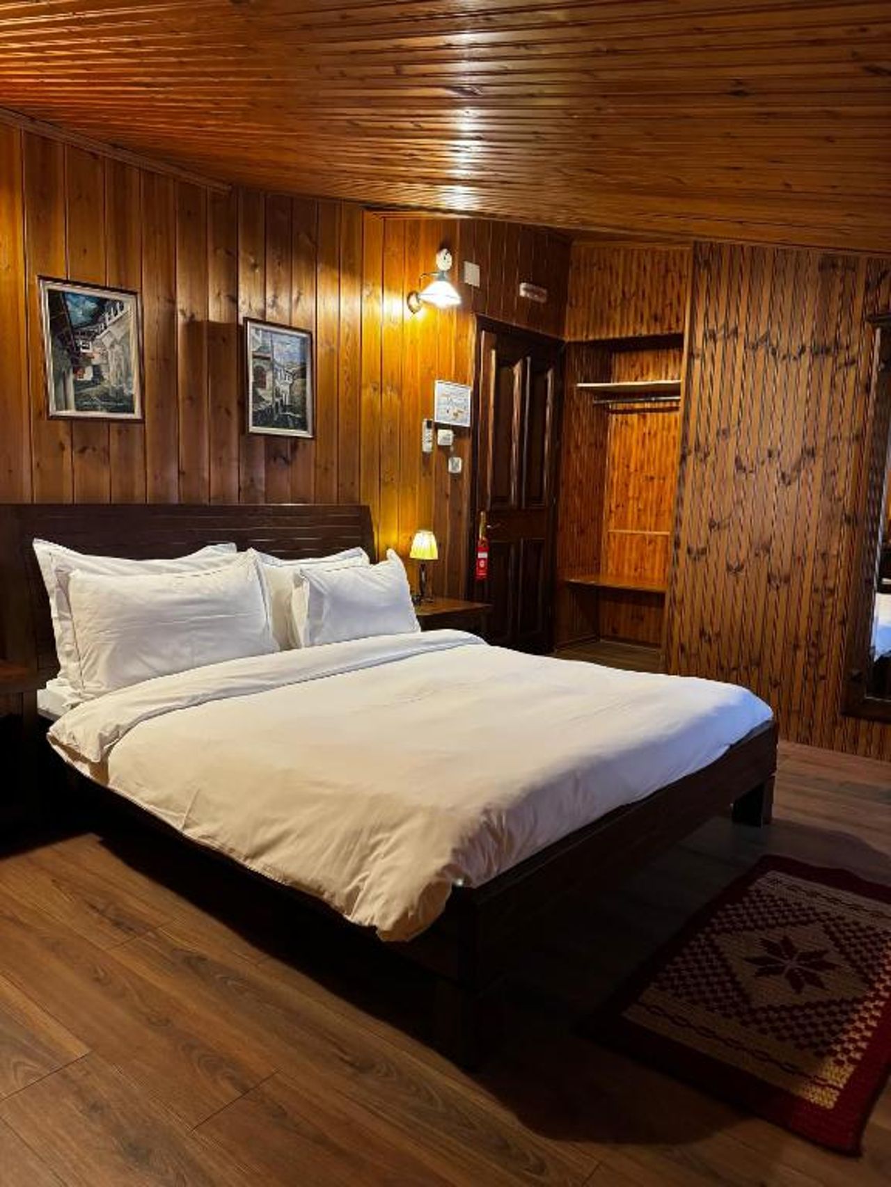 Hotel Mangalemi