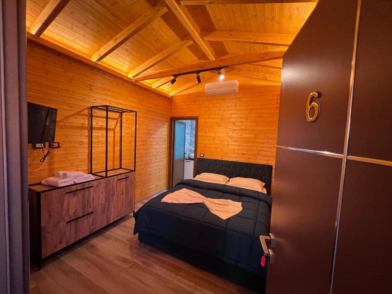 Hotel Megniar