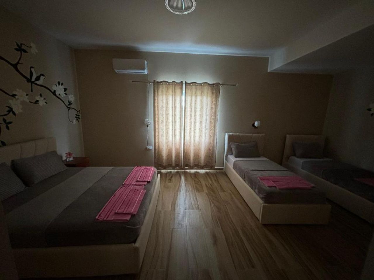 Hanna & Solei Hotel