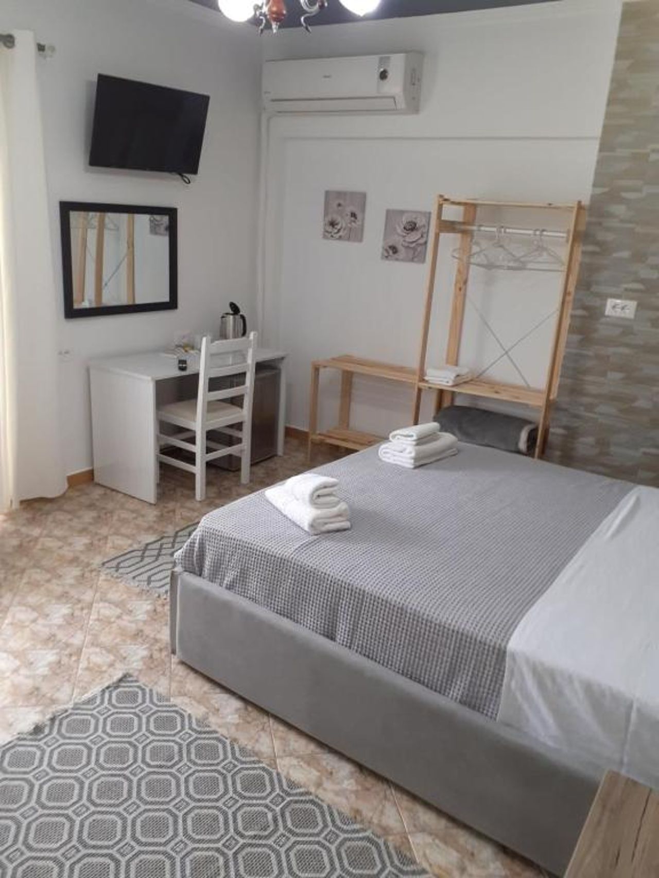 Guest House KrisHen