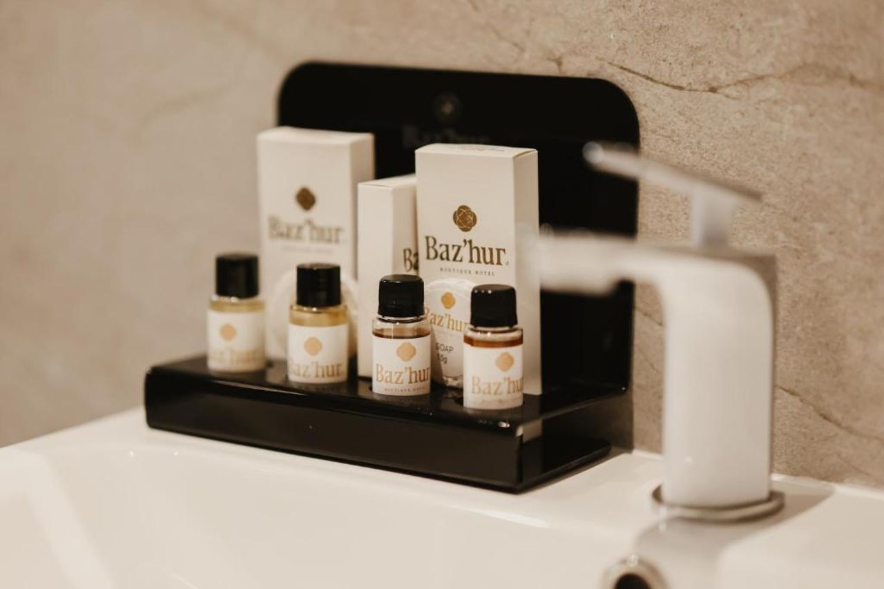 BAZ'HUR Boutique Hotel